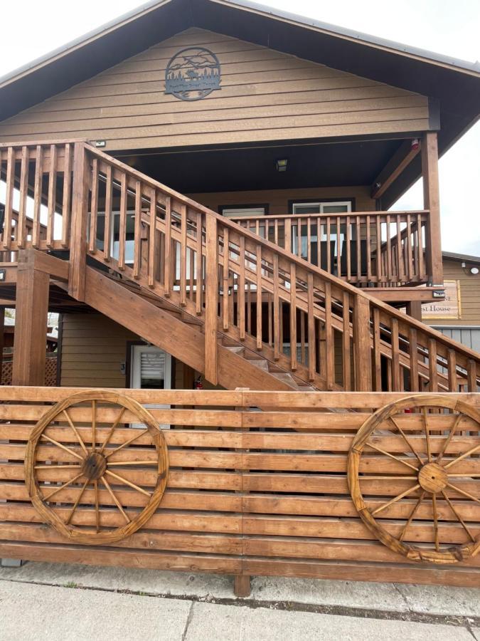 Parkway Yellowstone Guest House Room #1 جاردينر المظهر الخارجي الصورة