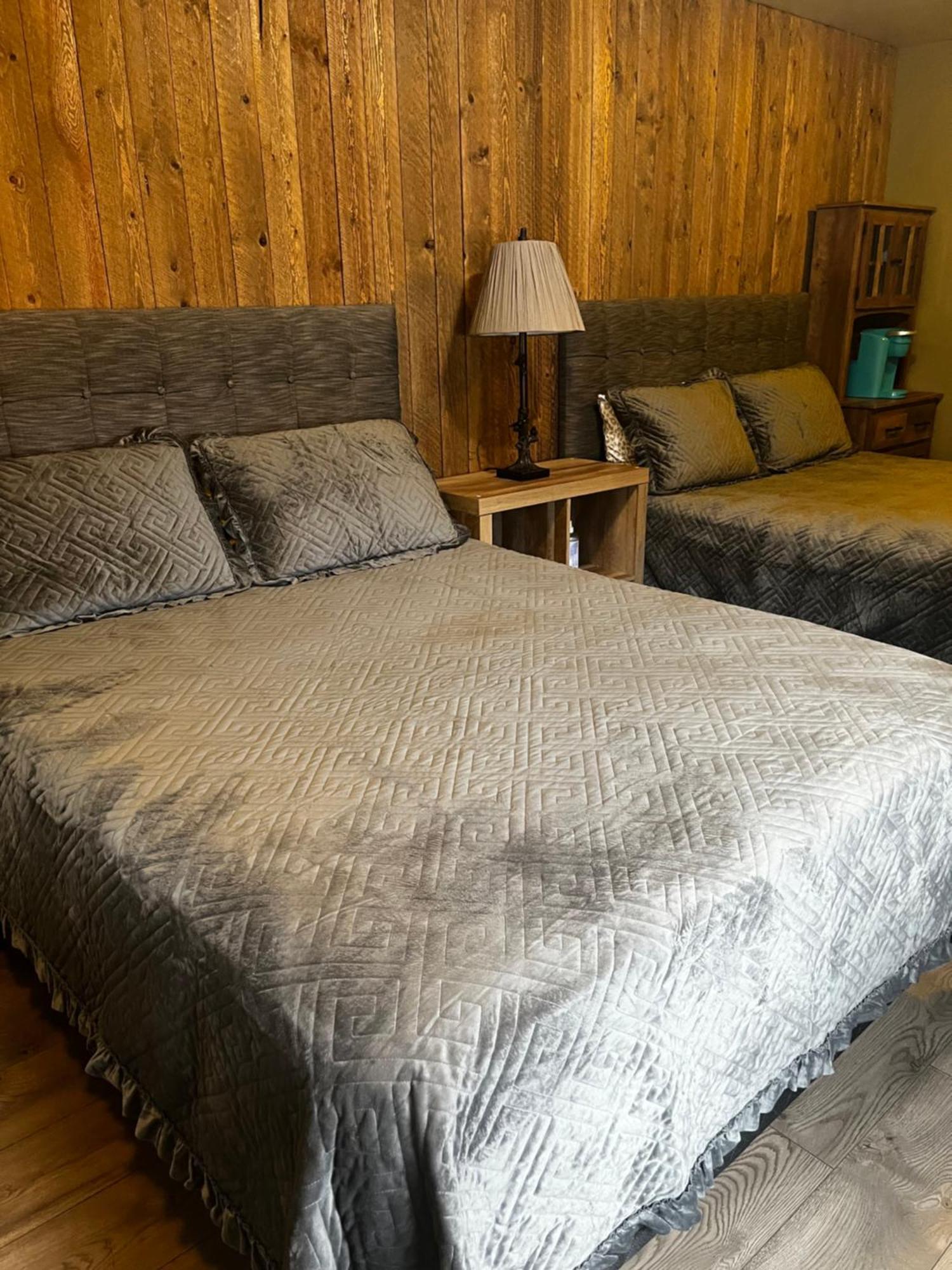 Parkway Yellowstone Guest House Room #1 جاردينر المظهر الخارجي الصورة